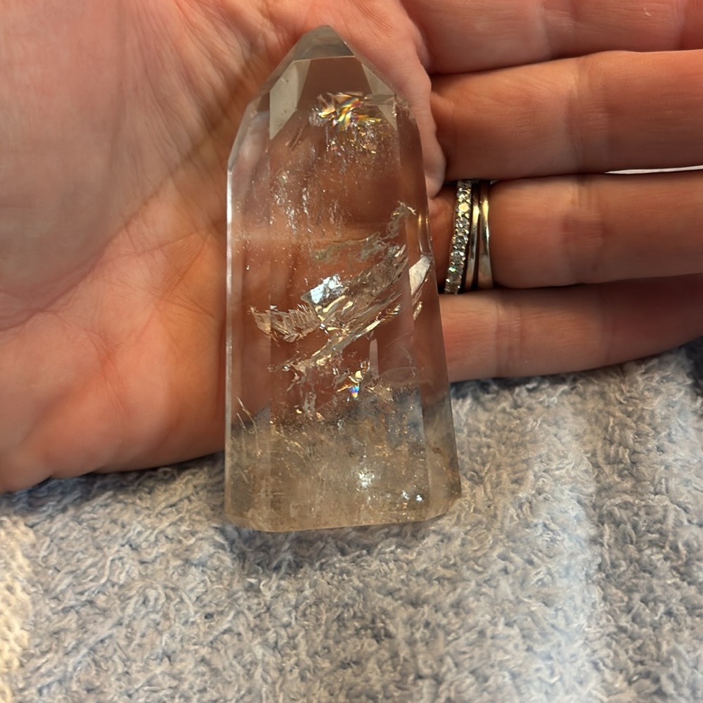 Crystal Quartz Tower - Picture 4 of 4